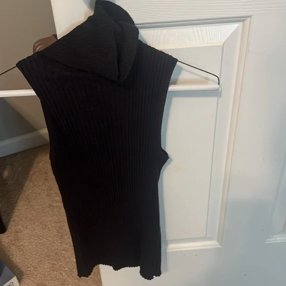 Nice Express Sleeveless Turtleneck and Cardigan Combo Deep Purple Size Medium - Picture 2 of 4